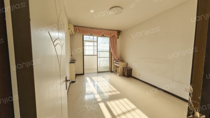 宏远二号院 3室2厅 南 北-卧室B