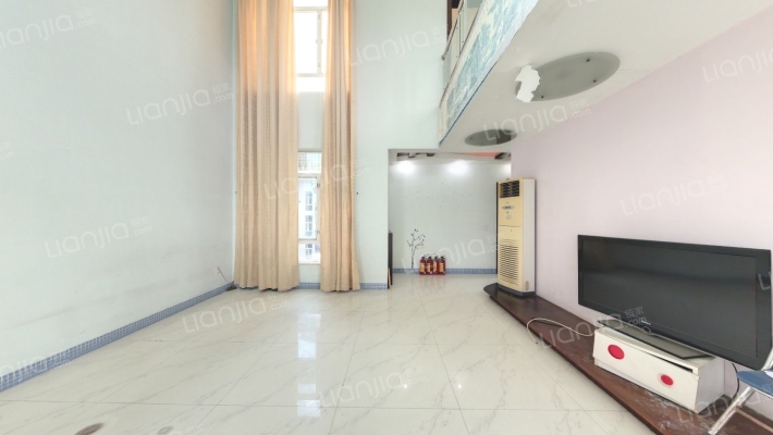 丽港城嘉州花园二手房实景图