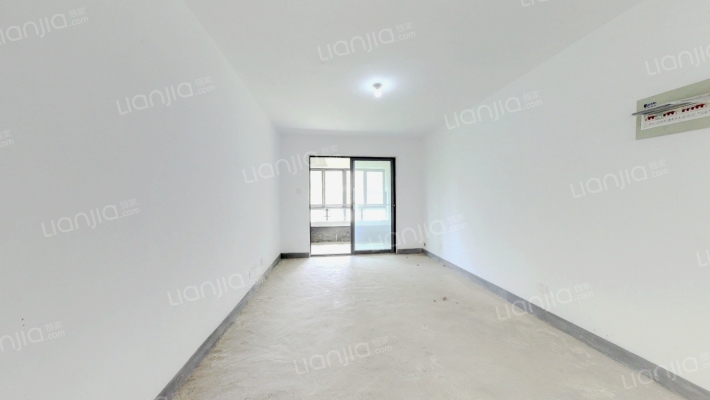 新港雅苑A区二手房实景图