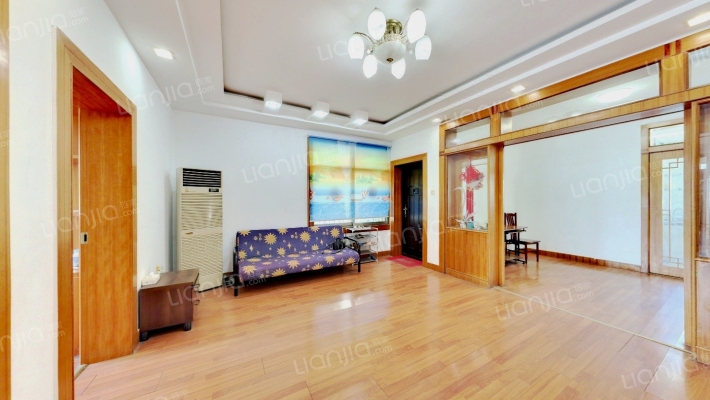 望海西路AB楼二手房实景图