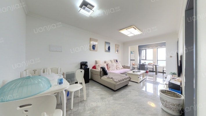 星立方二手房实景图