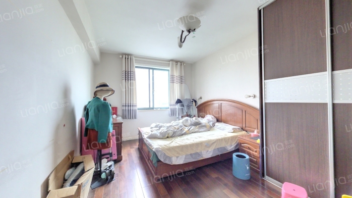 商建大楼二手房实景图