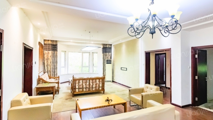 文昌山庄二手房实景图