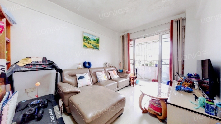 云信小区二手房实景图