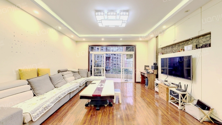 新东福花园二手房实景图