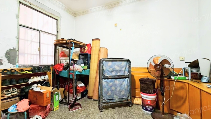 体育路222号二手房实景图