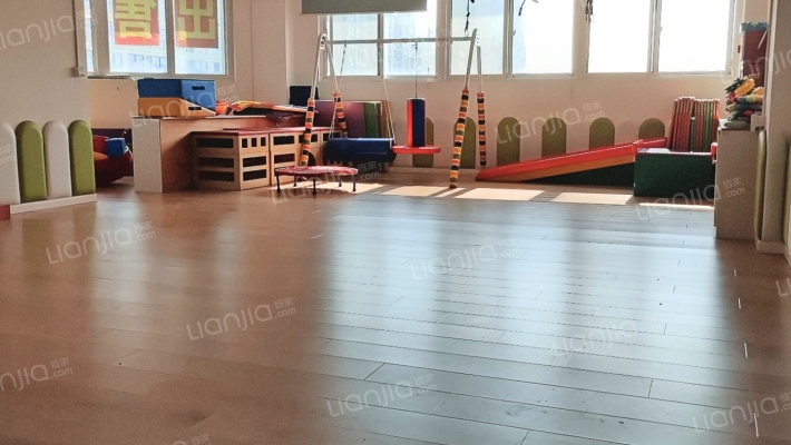 舜景中央名府二手房实景图