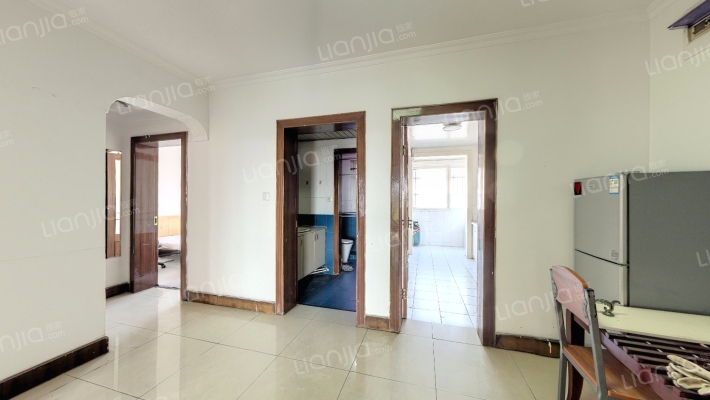 震川东路二手房实景图