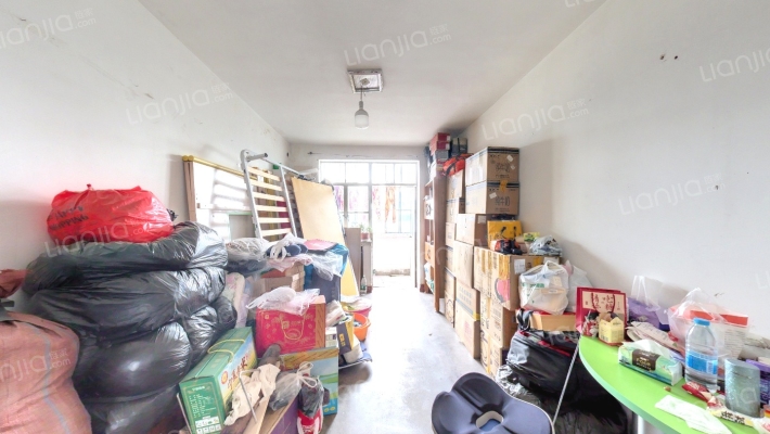 秦安路小学家属院二手房实景图