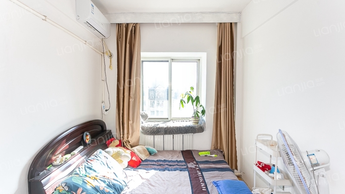 美伦小区二手房实景图