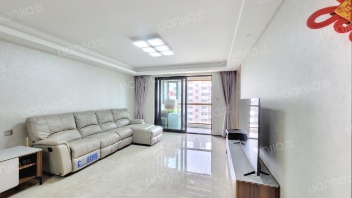 万科繁荣里二手房实景图