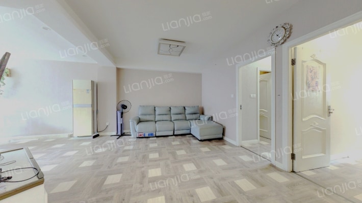 银河苑二手房实景图