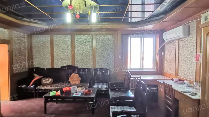 市直小区 三层 南北三居 市医院北侧-客厅