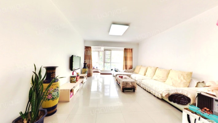 中远颐和丽园二手房实景图