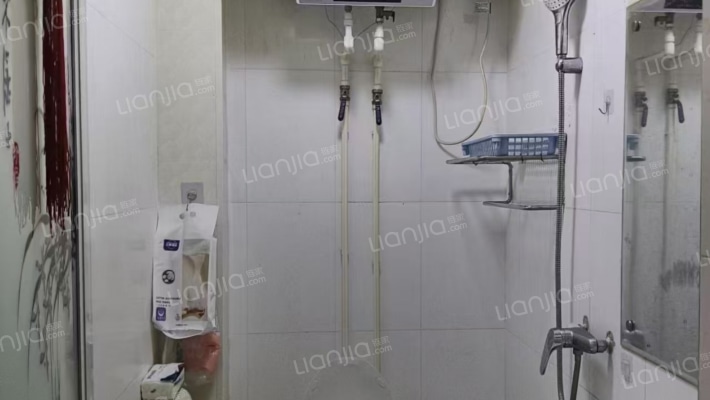 物探技校院内，小两居安静舒适，南北通透采光好-卫生间