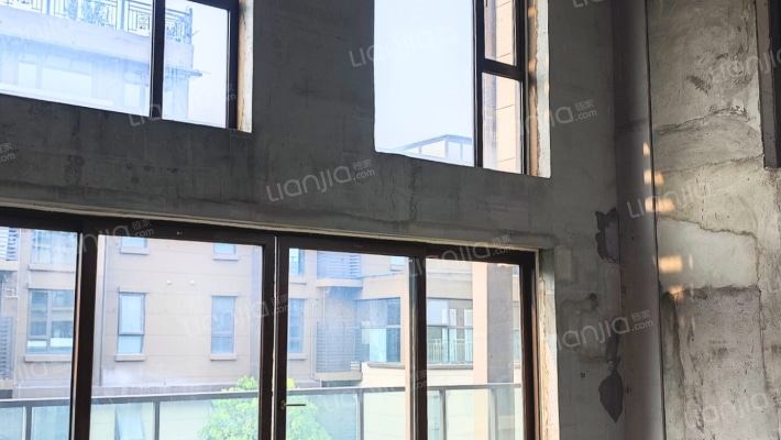 金雁雁溪园二手房实景图