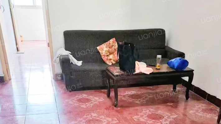 彩印厂宿舍二手房实景图