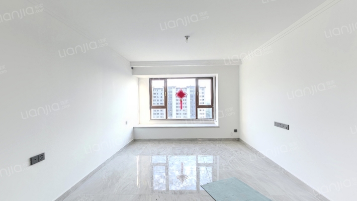 美的润东府二手房实景图