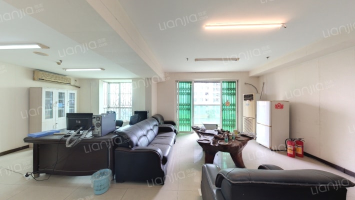 锦绣华庭二手房实景图