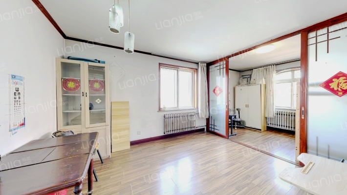 东南新苑二手房实景图