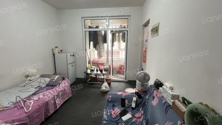 丽俊花苑二手房实景图