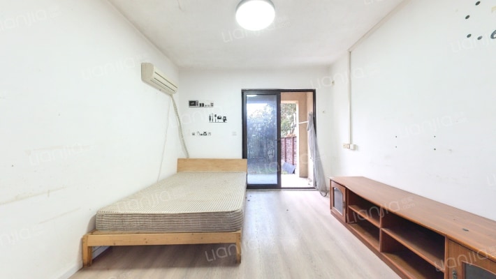 南山雨果西区二手房实景图