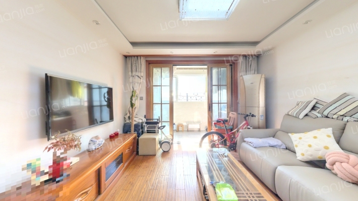 红梅雅苑二手房实景图