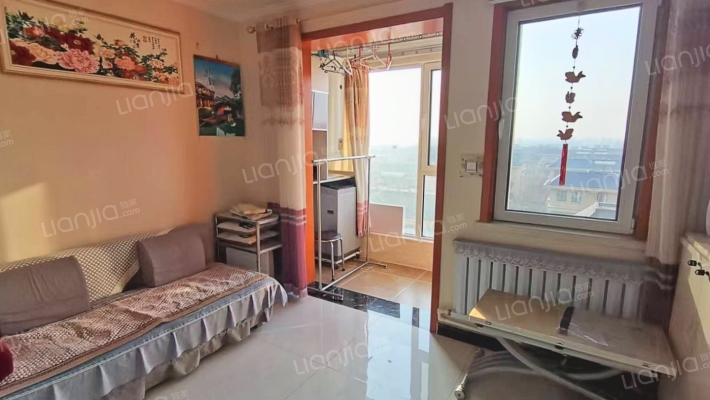 涿州城西  农大人才家园49平中低楼层一居采光视野佳-客厅