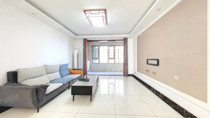 海尔云世界天玺二手房实景图