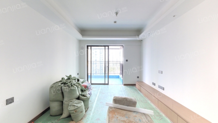 万科翡翠中央二手房实景图