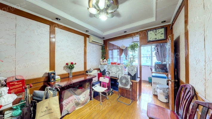 金狮苑二手房实景图