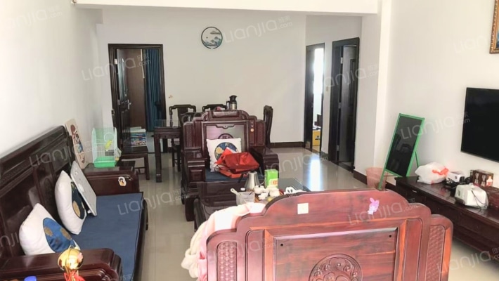 琼建大楼二手房实景图