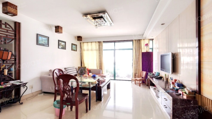 摩尔城颐景园二手房实景图