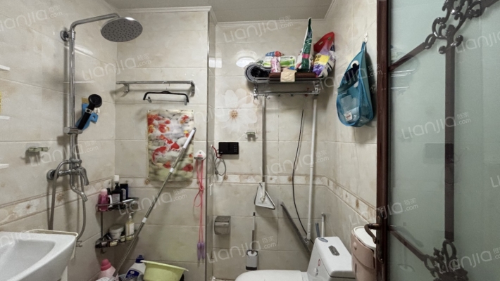 天保青花府 3室2厅 南 北-卫生间