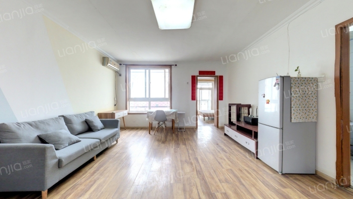 新月家园二手房实景图