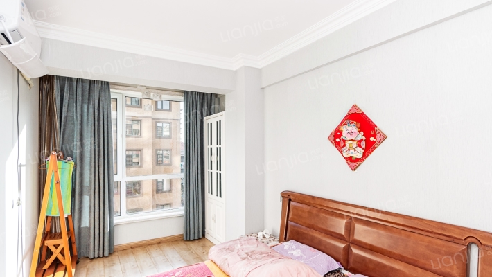 荣泰名府世家二手房实景图