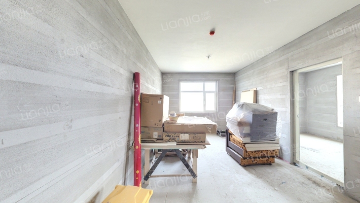 金色维也纳滨东花园二手房实景图