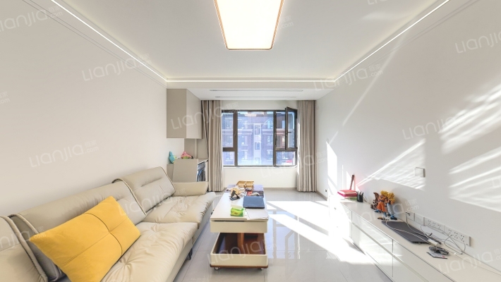 艺墅家酩悦二手房实景图