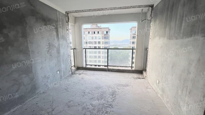 三江府二手房实景图