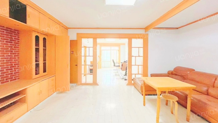 滨江街二手房实景图