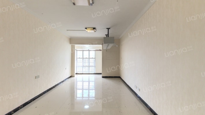 779财富中心二手房实景图