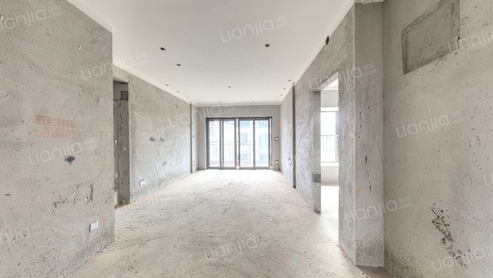 恒大半山悦府二手房实景图