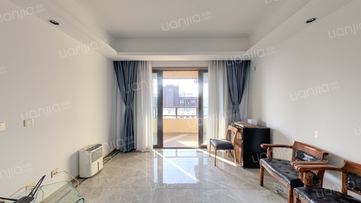 珑府二手房实景图