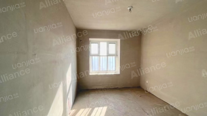 ：小区环境优美，绿化高，出京进京很方便-卧室B