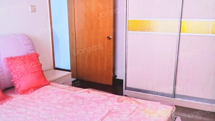 天桥小区双塔，西丁  两居室 拎包入住 业主急售-卧室B