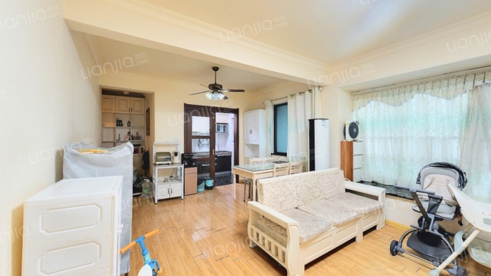 顺德碧桂园泮浦湾二手房实景图