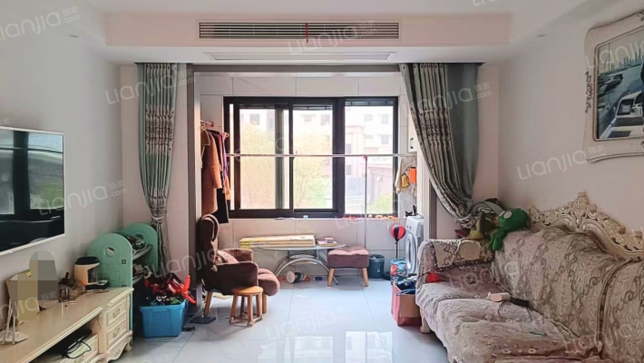 吾悦和府二手房实景图