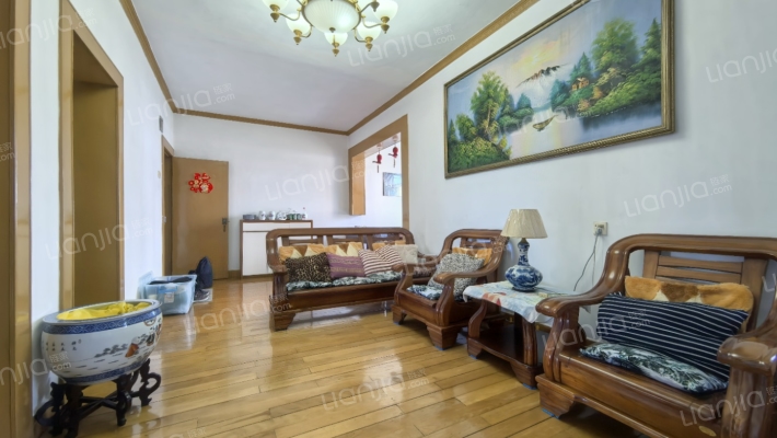 南昌工具厂宿舍二手房实景图