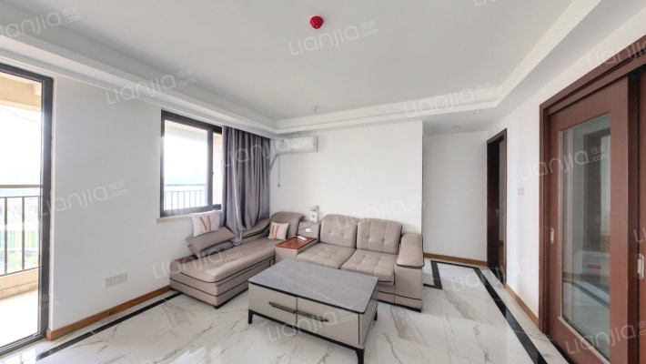 耀海苑南区二手房实景图