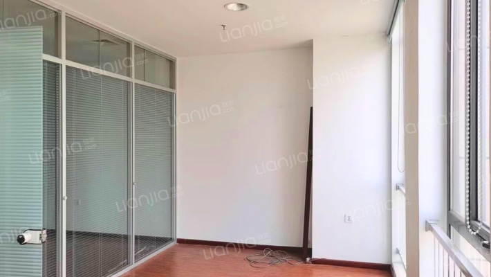 万达写字楼二手房实景图